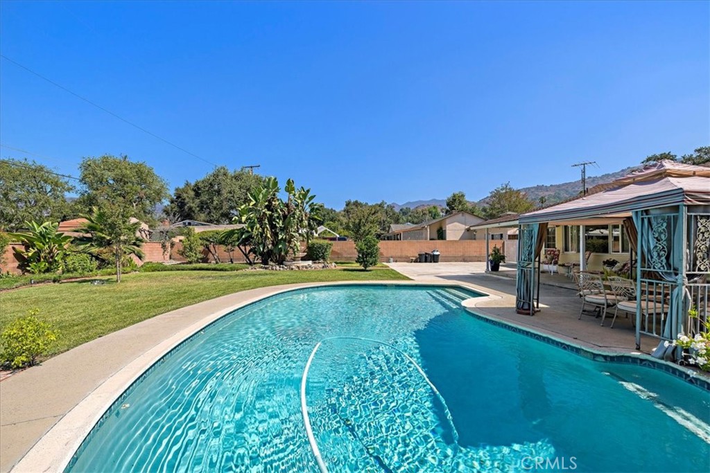 Property photo 44