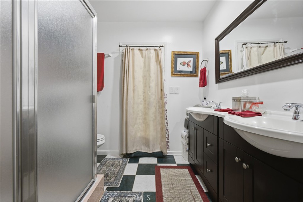 Property photo 33