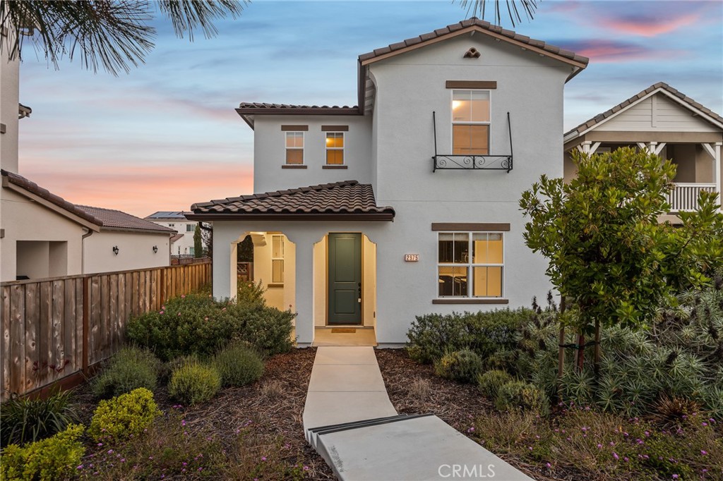 2975 Abrams Dr