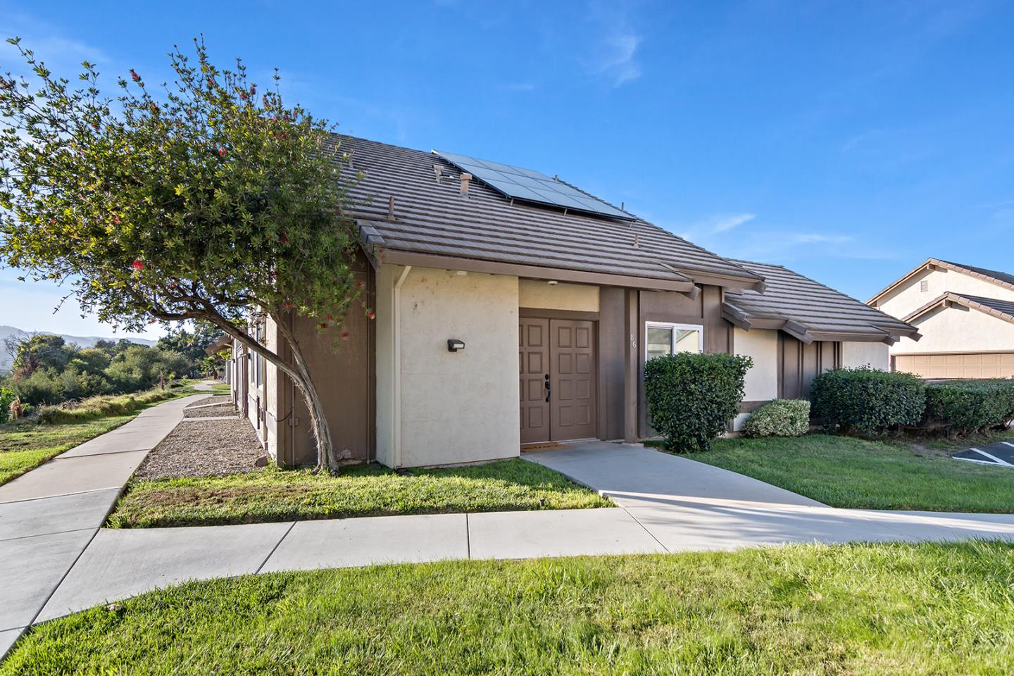 86 River Dr