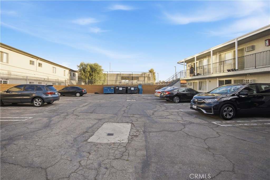 Property photo 33