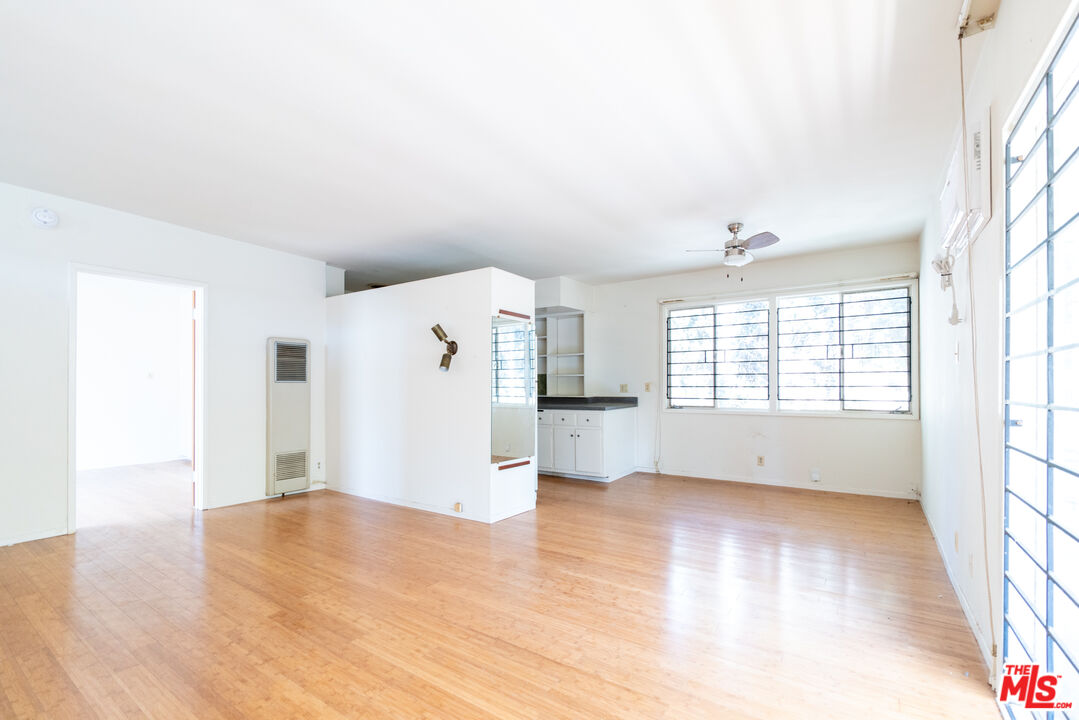 Property photo 37