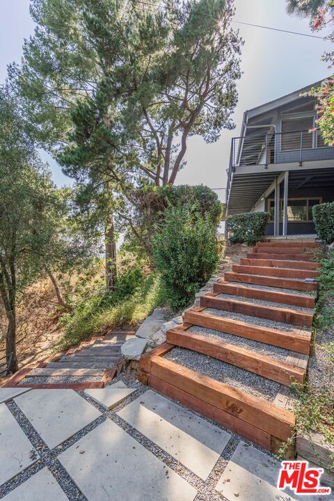 Property photo 38