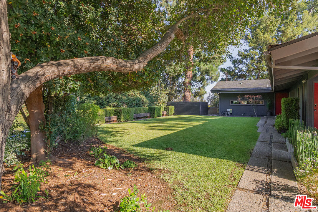Property photo 44