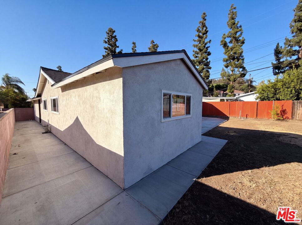 Property photo 35