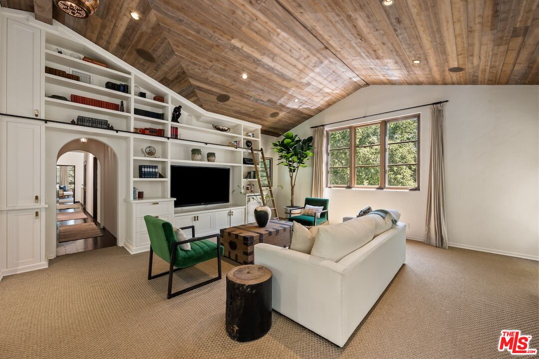 Property photo 43