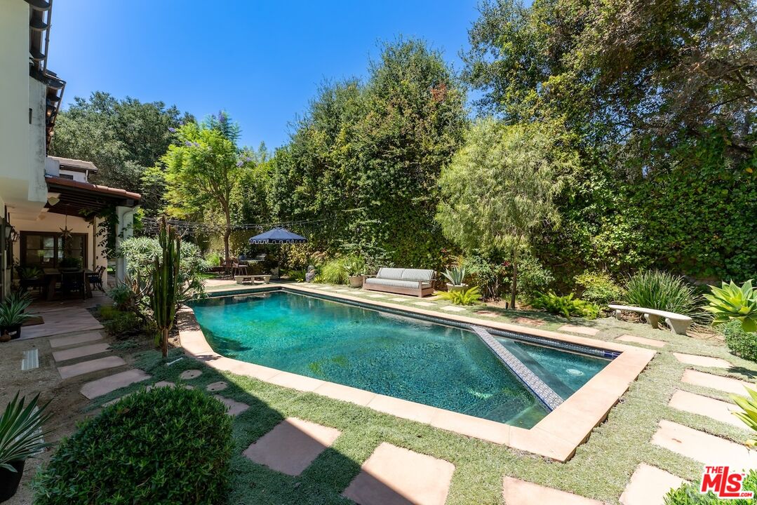 Property photo 51