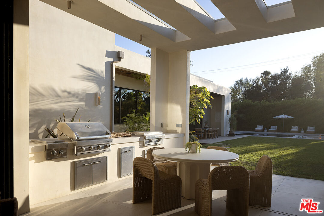 Property photo 33