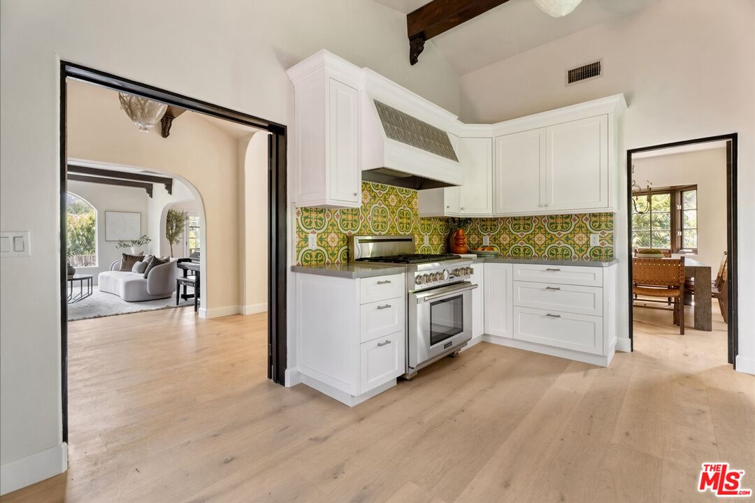 Property photo 25