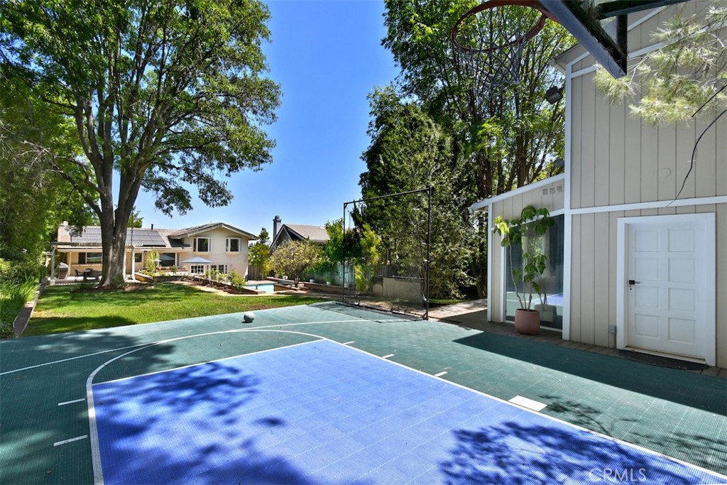 Property photo 23