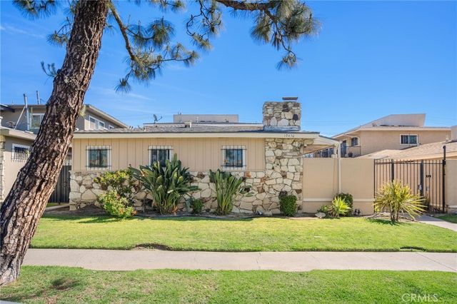Property photo 32