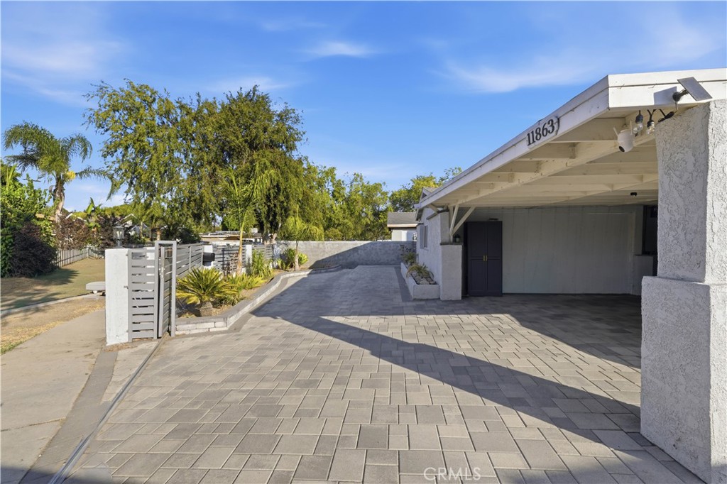 Property photo 32