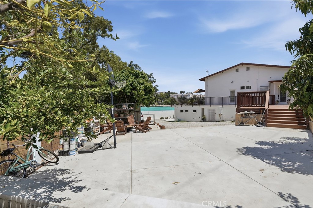 Property photo 34