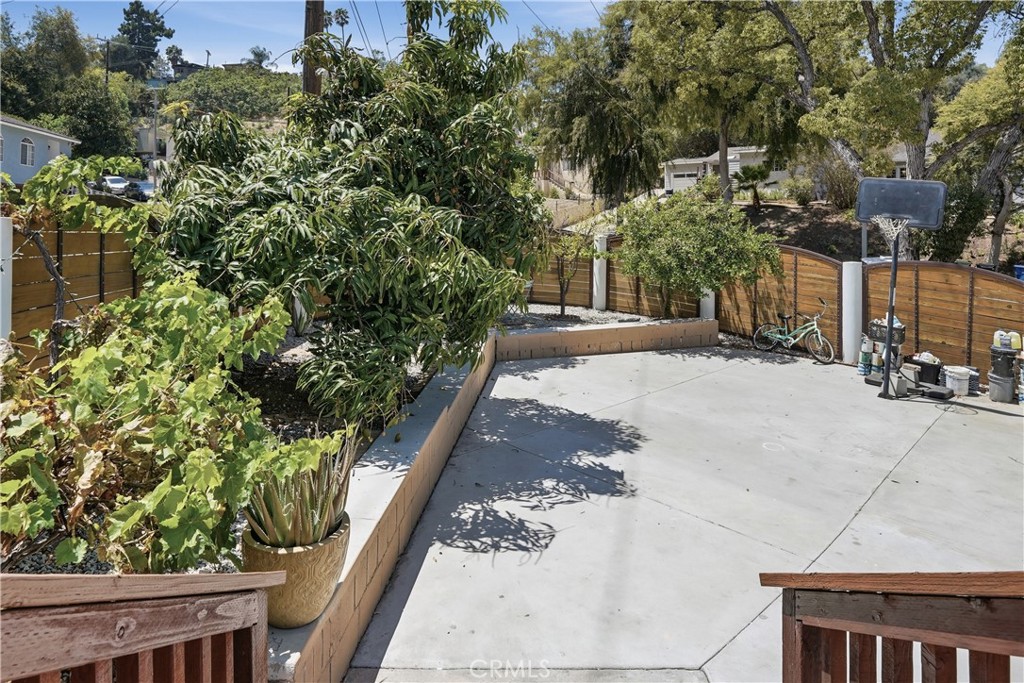 Property photo 35