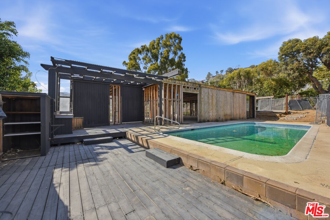 Property photo 24