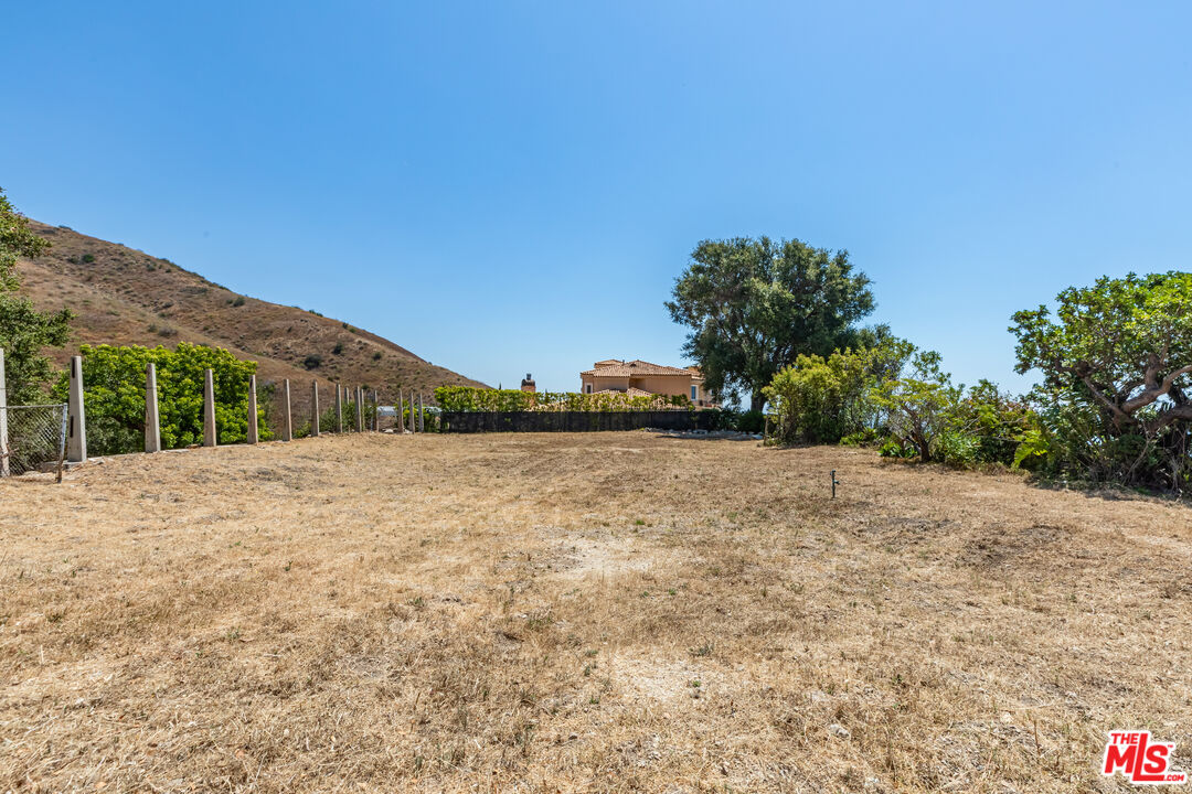Property photo 30