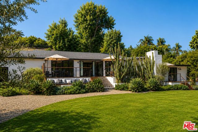 Property photo 38