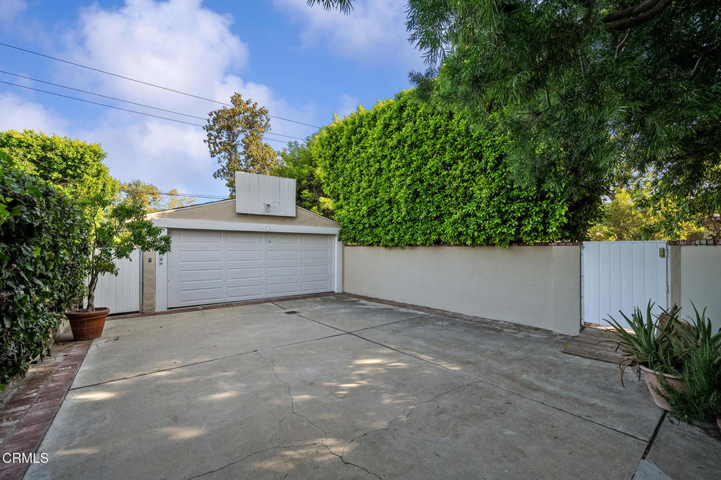 Property photo 32