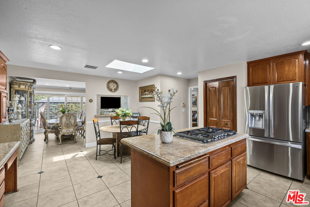 Property photo 28