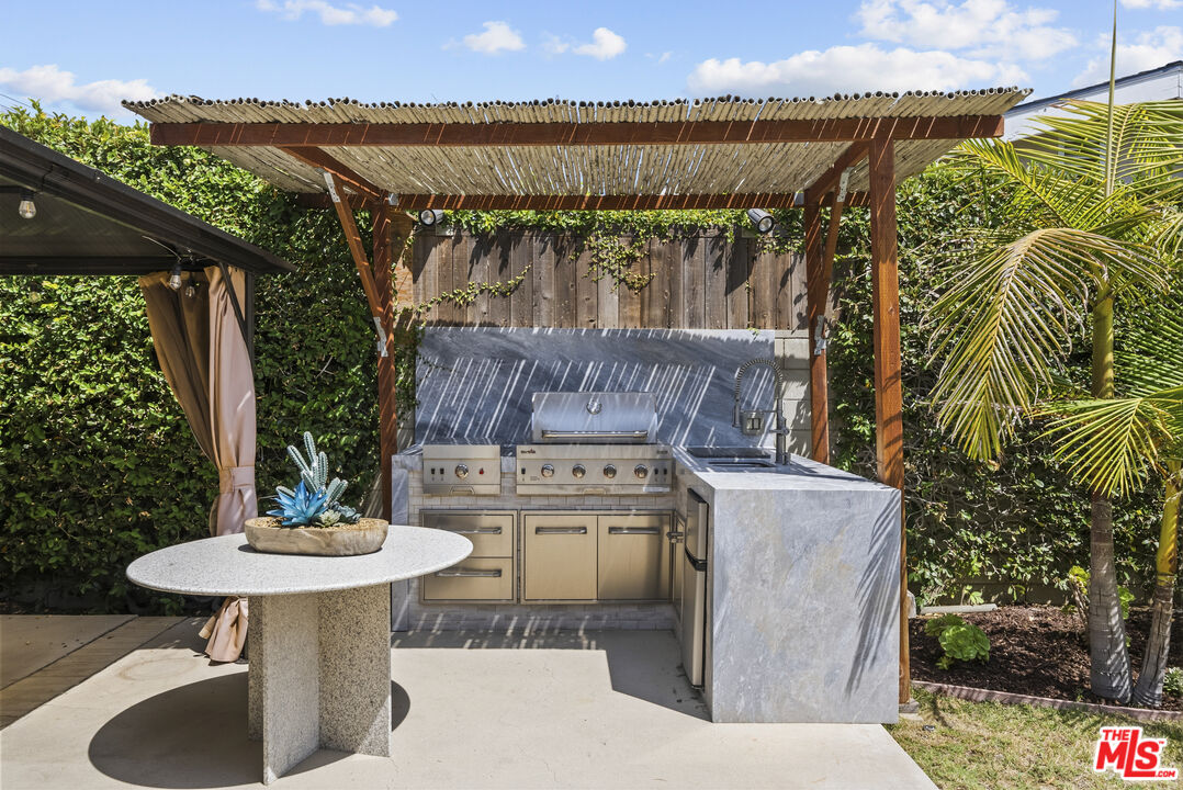 Property photo 35