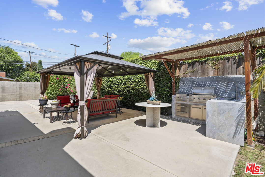Property photo 40