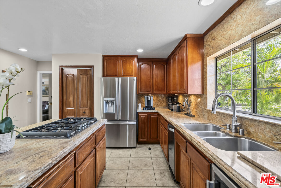 Property photo 45
