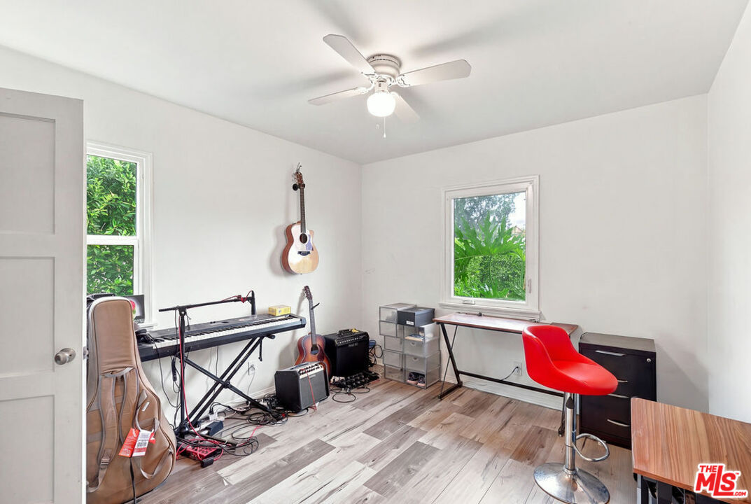Property photo 38