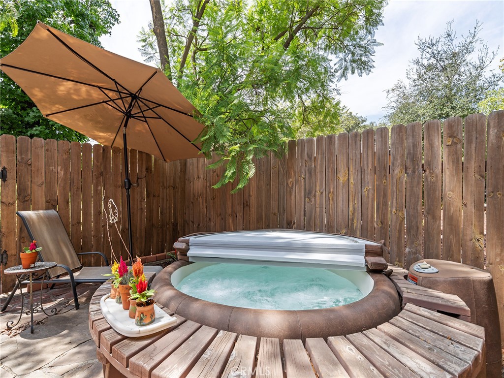 Property photo 33