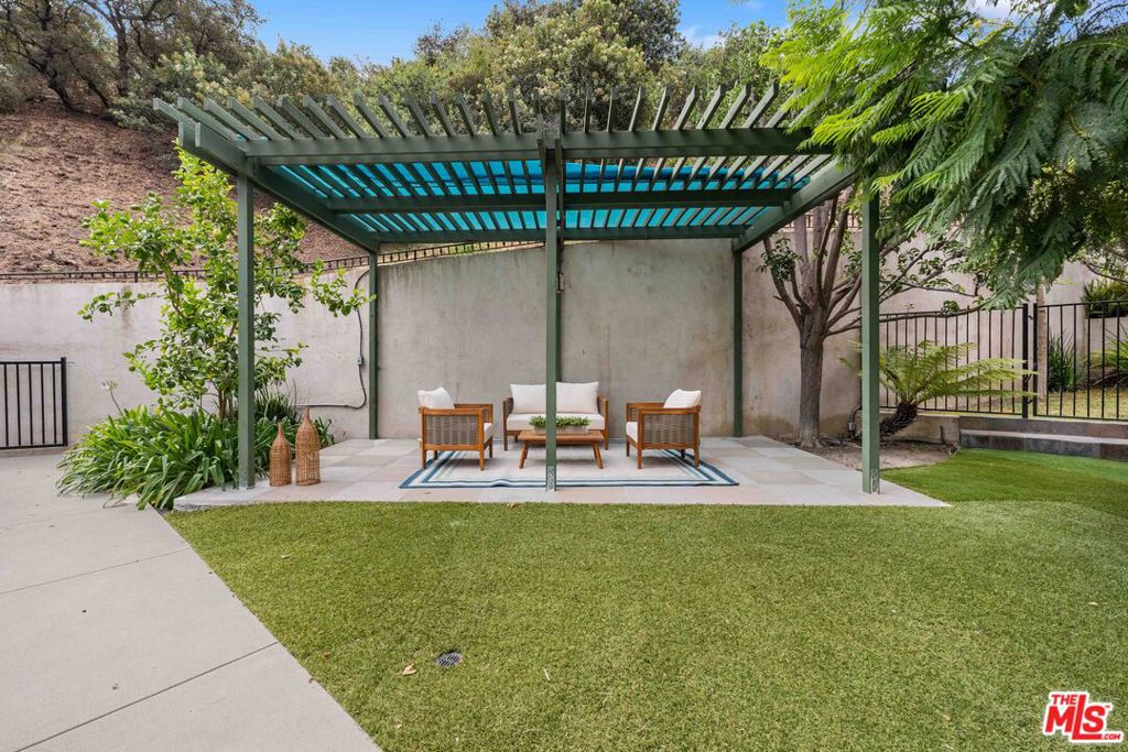 Property photo 39