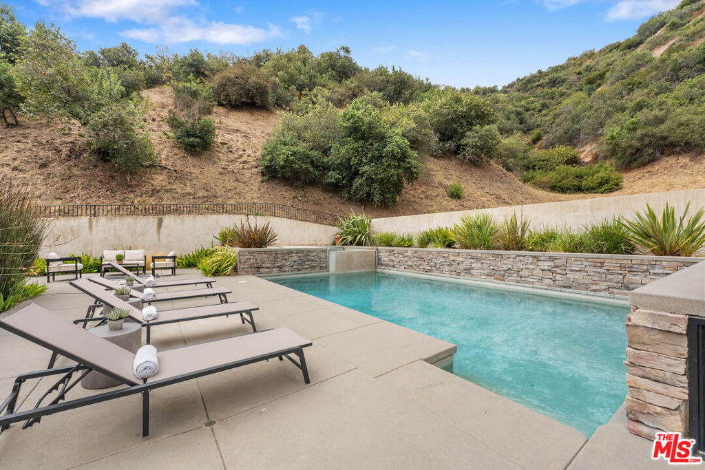 Property photo 43