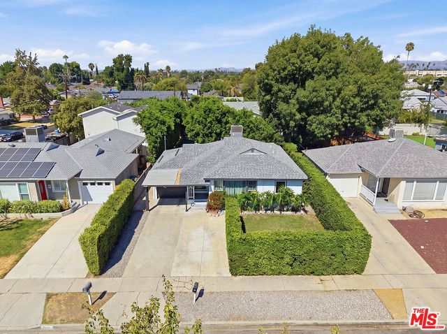 Property photo 32