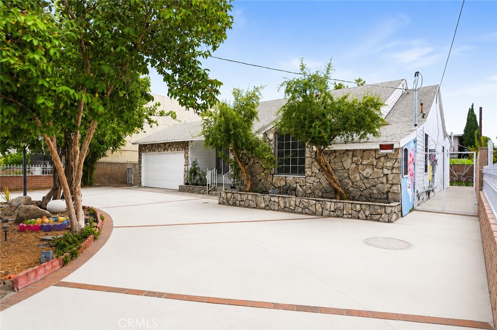 Property photo 37