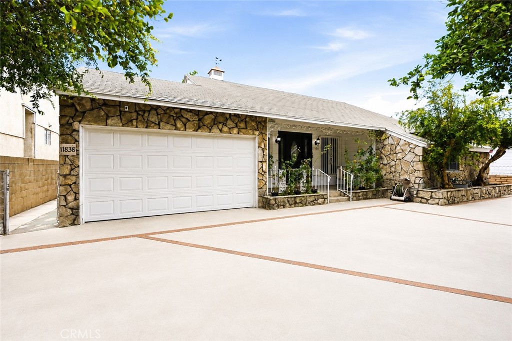 Property photo 38