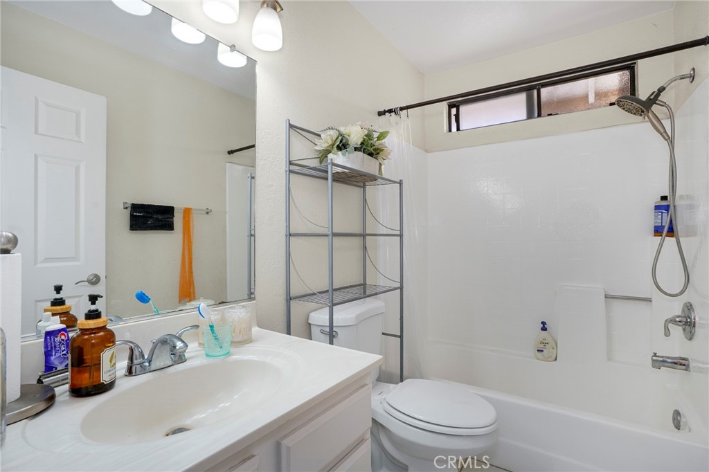 Property photo 25