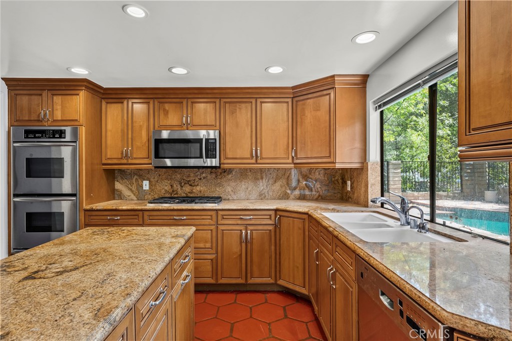 Property photo 31