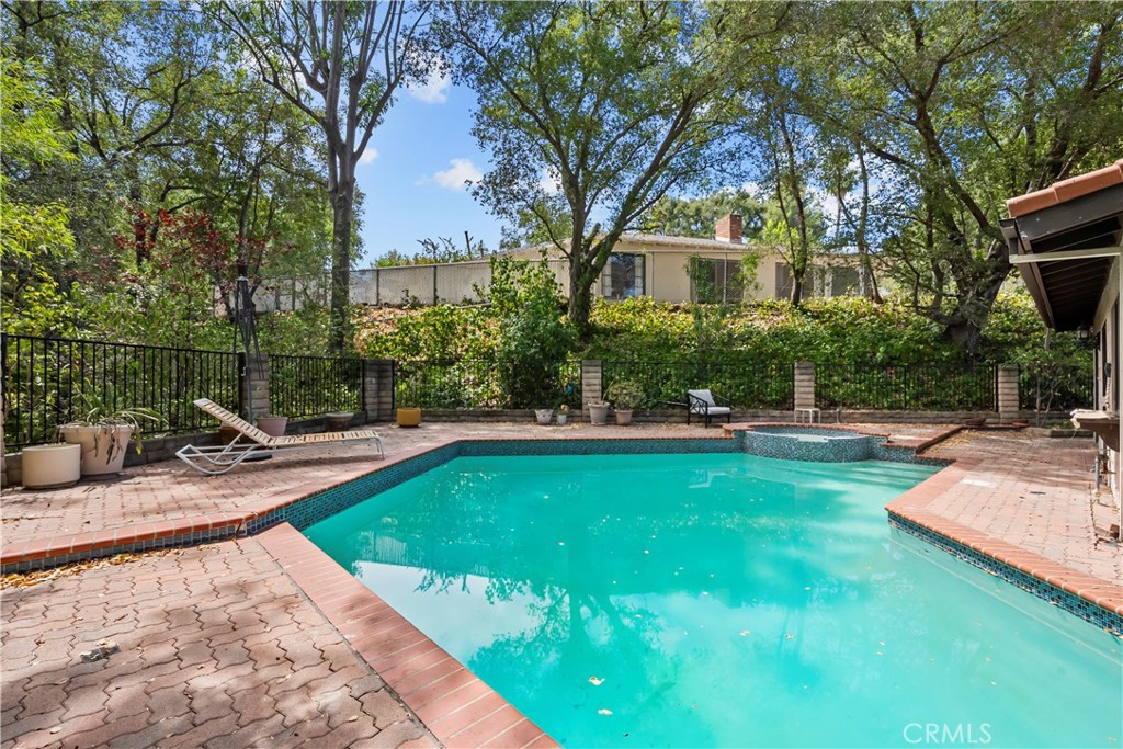 Property photo 46