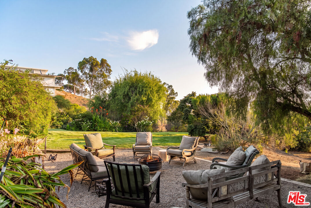 Property photo 38