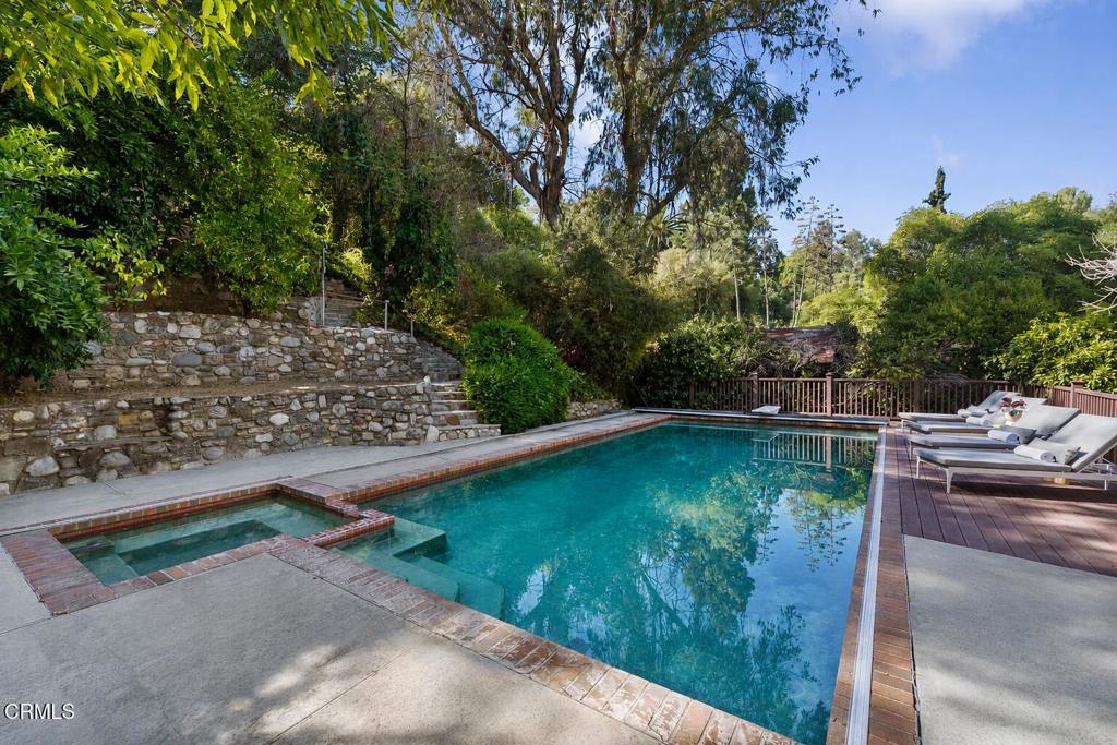Property photo 43