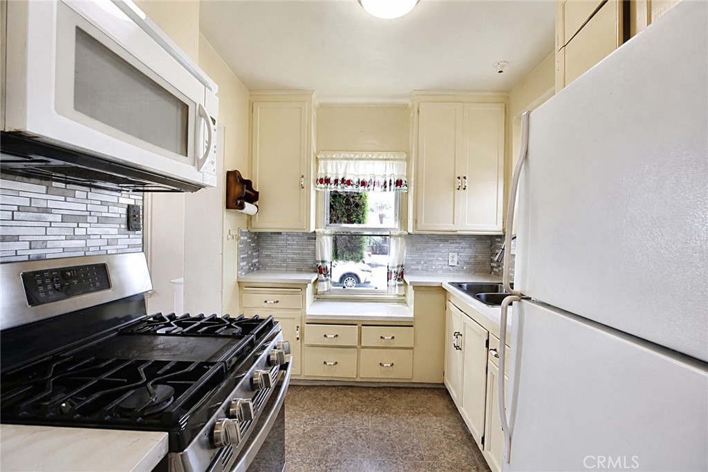 Property photo 25