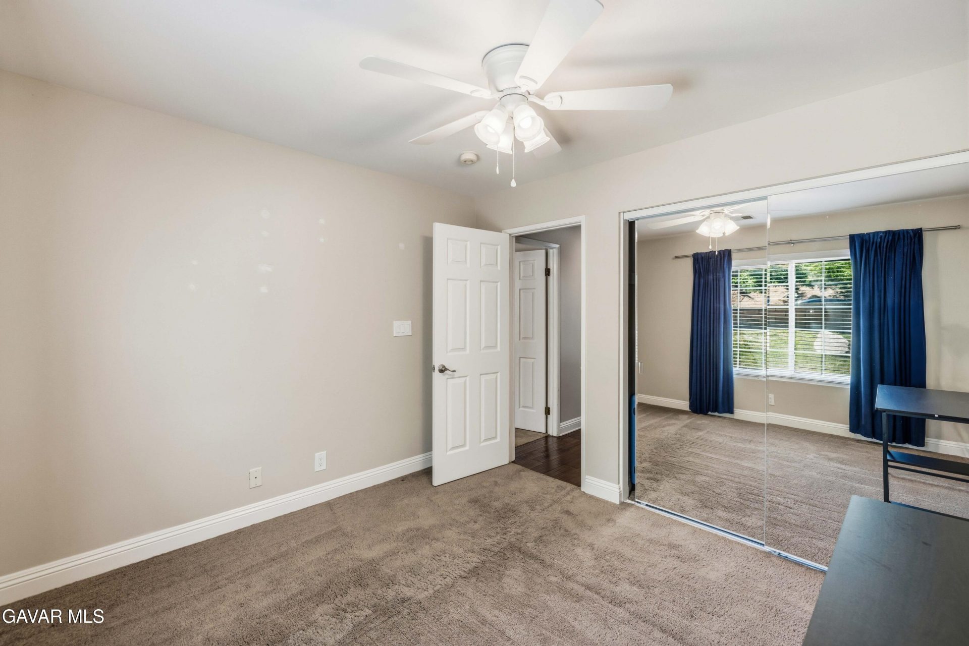 Property photo 34