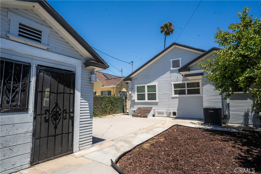 Property photo 33