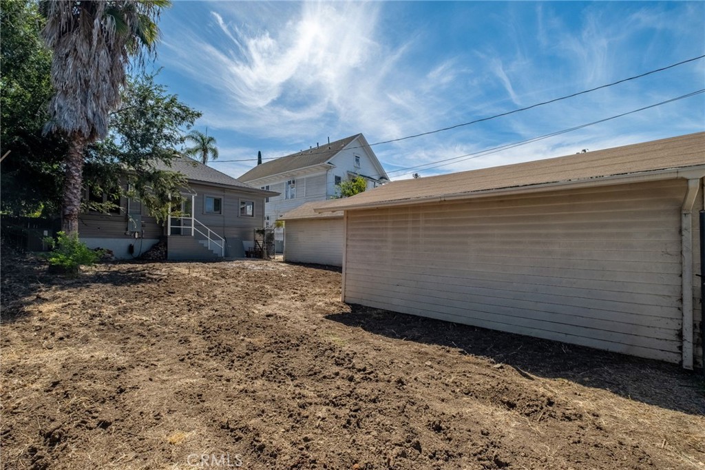 Property photo 38