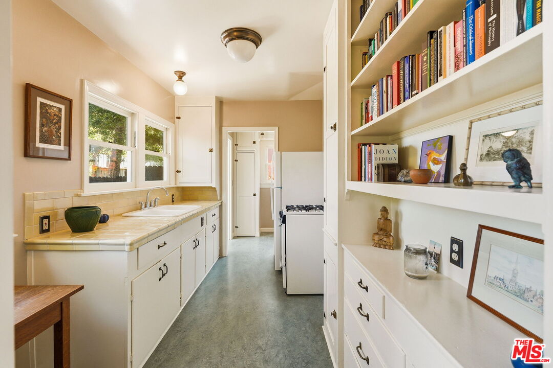 Property photo 25