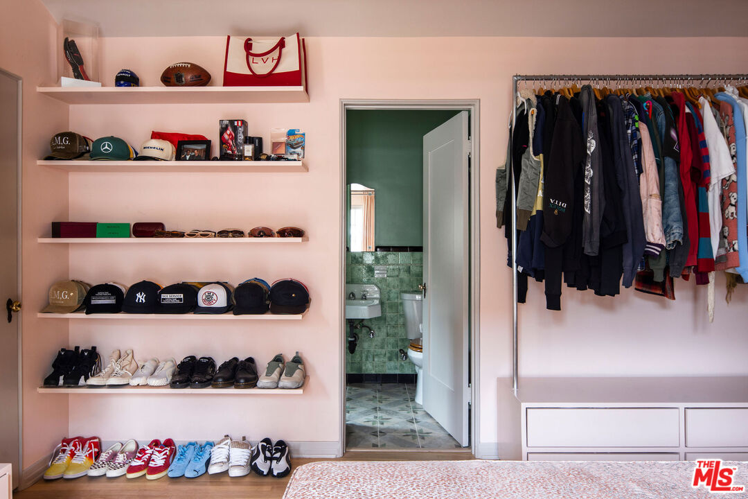 Property photo 36
