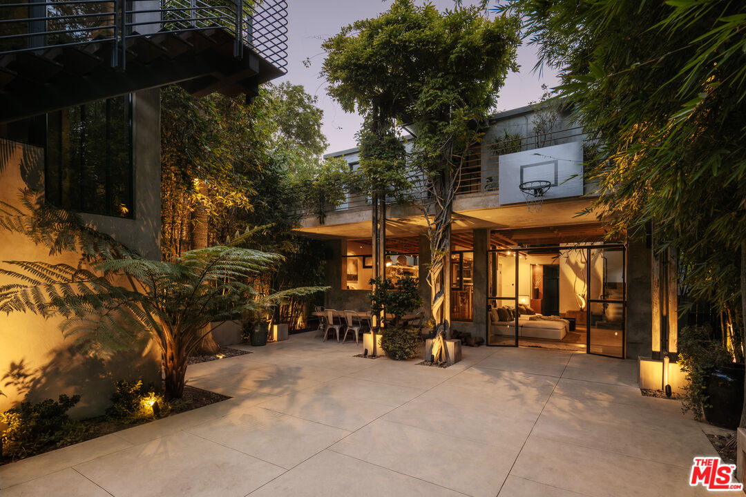 Property photo 22