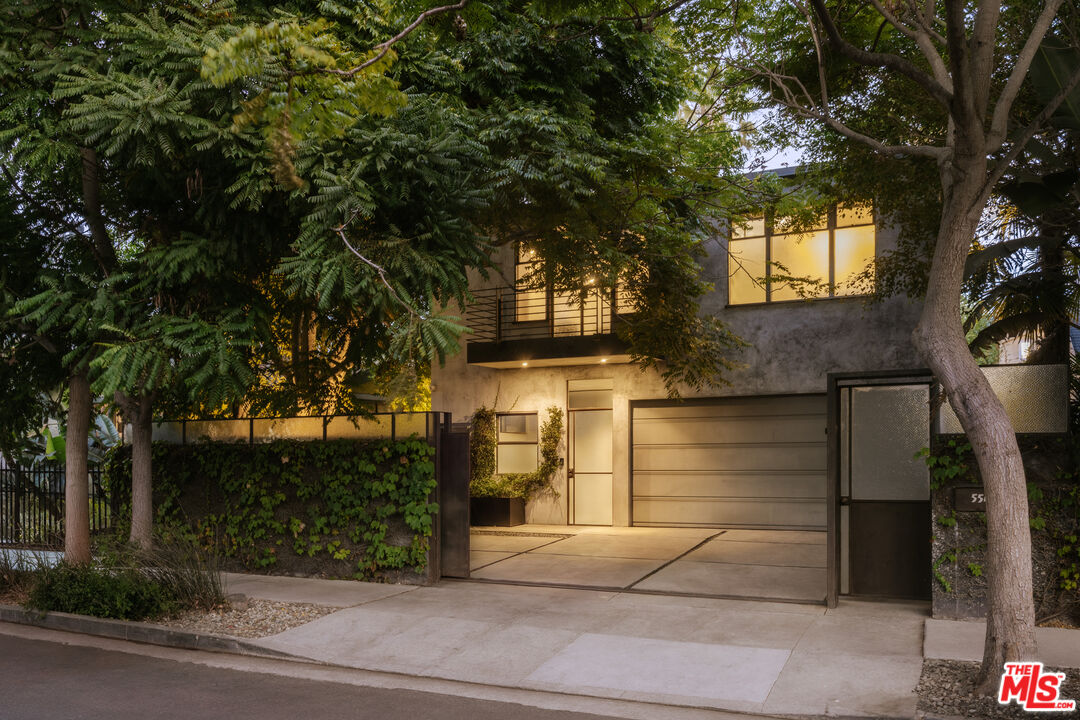 Property photo 35
