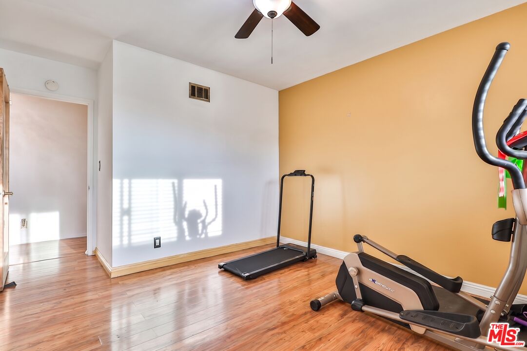 Property photo 34