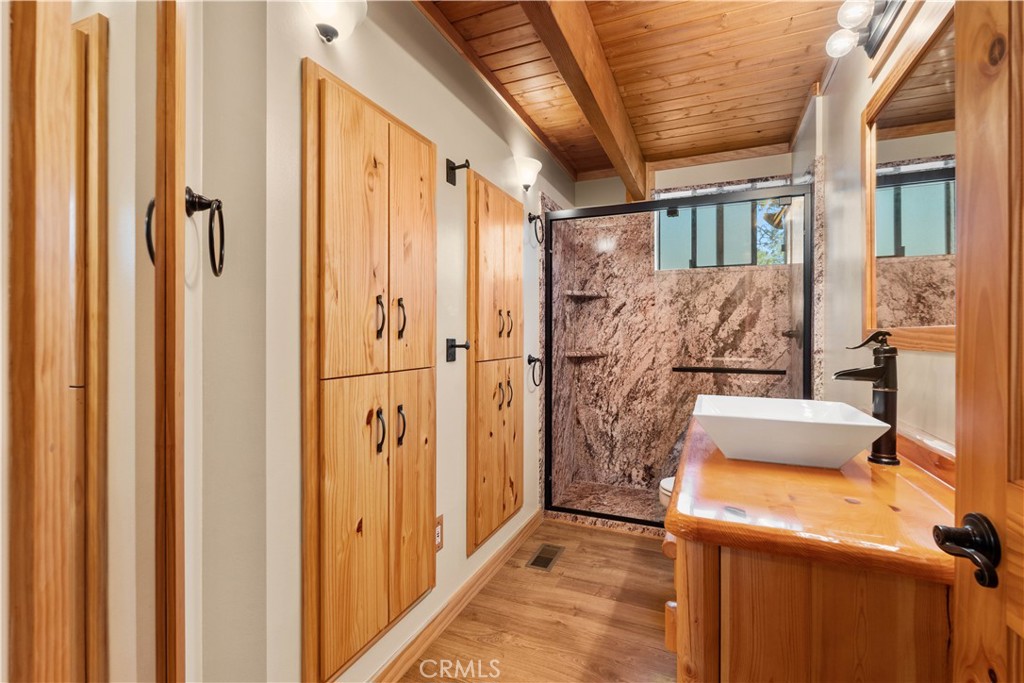 Property photo 46