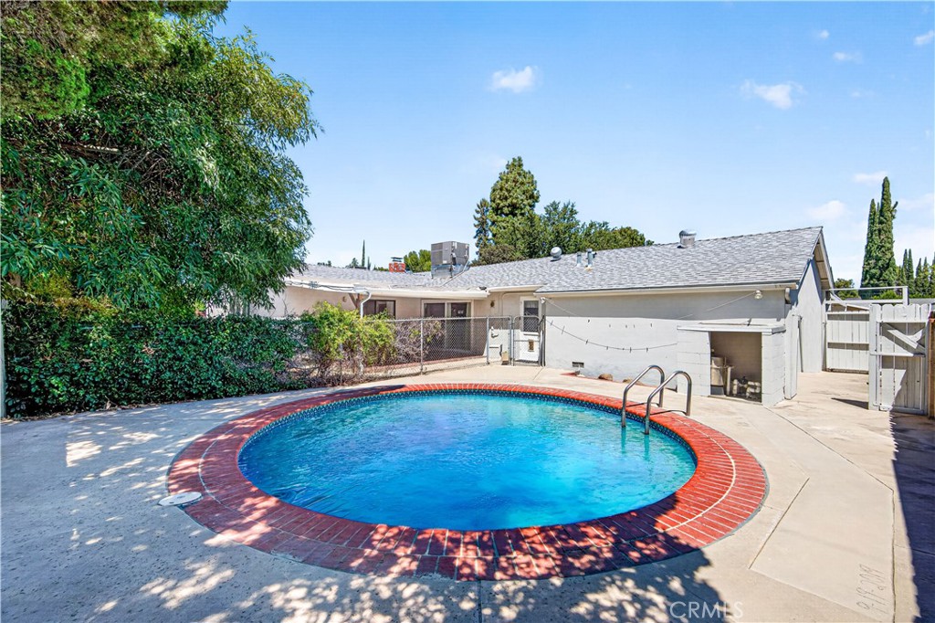 Property photo 30