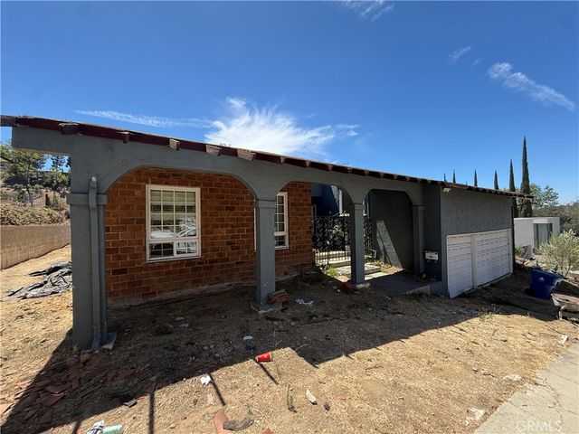 Property photo 32